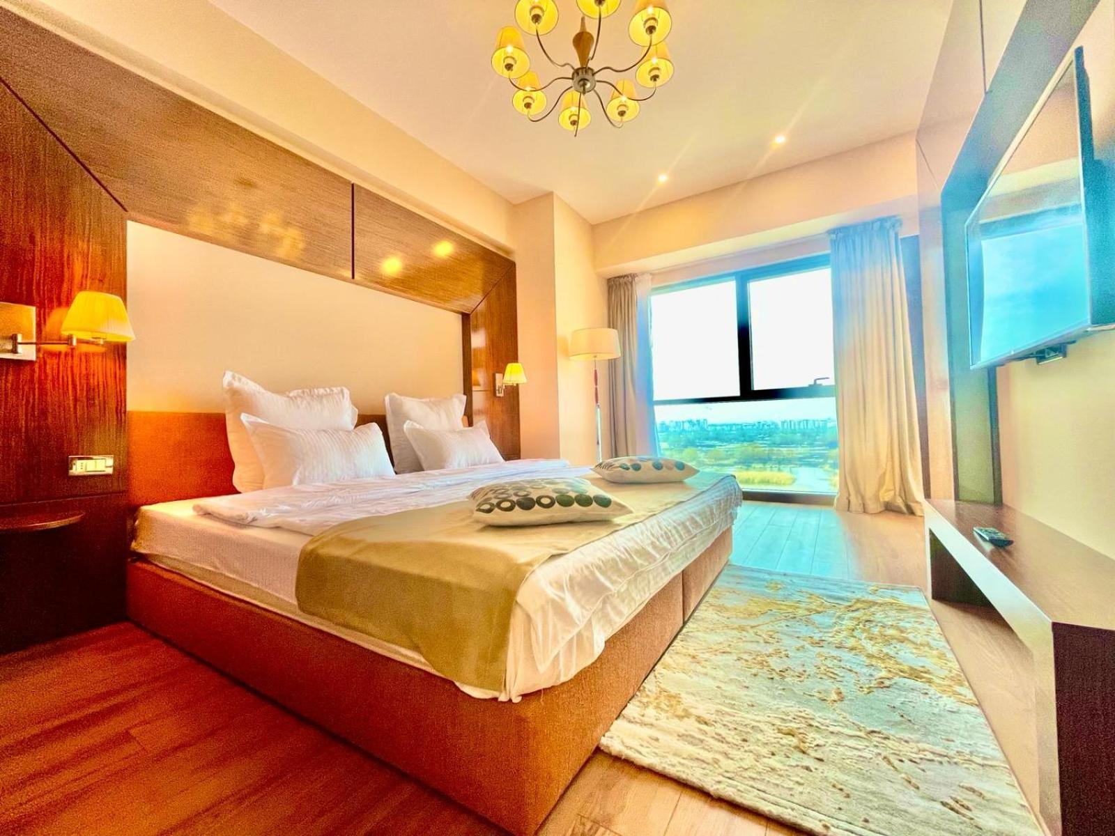Presidential Luxury Apartments With Amazing View - Yamaluxe Бухарест Екстер'єр фото